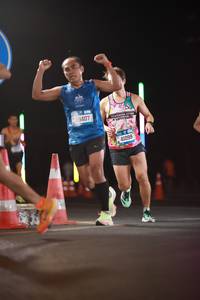 BIB: 69407, 41099
                            <button type="button" onclick="openModal(21244880)" class="btn btn-primary btn-sm float-right btn-popup" data-toggle="modal" data-target=".modal-high-quality">
                        <i class="fas fa-shopping-cart"></i> Add to Cart
                    </button>
                                            <button type="button" onclick="isThisMe(21244880, true)" class="btn btn-success btn-sm float-right btn-popup btn-isme hidden" data-toggle="tooltip" data-placement="bottom" title="นี่คือรูปของคุณใช่ไหม คลิกที่นี่เพื่อเอาเข้าอัลบั้ม">
                        <i class="fas fa-plus"></i> Add to album
                    </button>
                    <button type="button" onclick="isThisMe(21244880, false)" class="btn btn-warning btn-sm float-right btn-popup btn-isnotme hidden">
                        <i class="fas fa-ban"></i> Remove from album
                    </button>